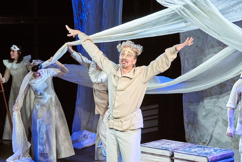 спектакль 30 минут. спектакль 30 минут. спектакль 30-го мая. спектакль 30 минут. старооскольский театр спектакль август.